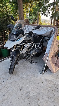 חניה מתקפלת לאופנוע
