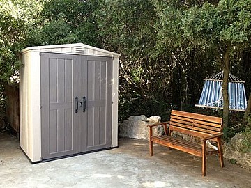 מחסן גינה פלסטיק גדול 180/114 סמ'