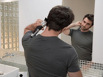 מכונת תספורת נטענת עם להבי נירוסטה חזקים BABYLISS