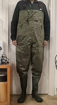 ����� ���� -fishing wader ���� ������