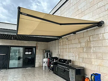 סוכך זרועות חשמלי עם תאורת לד 3X3.5 מ’ A02S