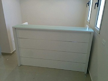 דלפק קבלה זכוכית 180X65 ס'מ
