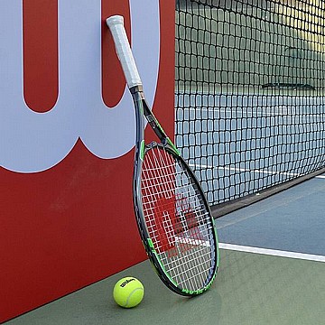 ���� ���� ��� ������ ������ ������� WILSON Tour Slam